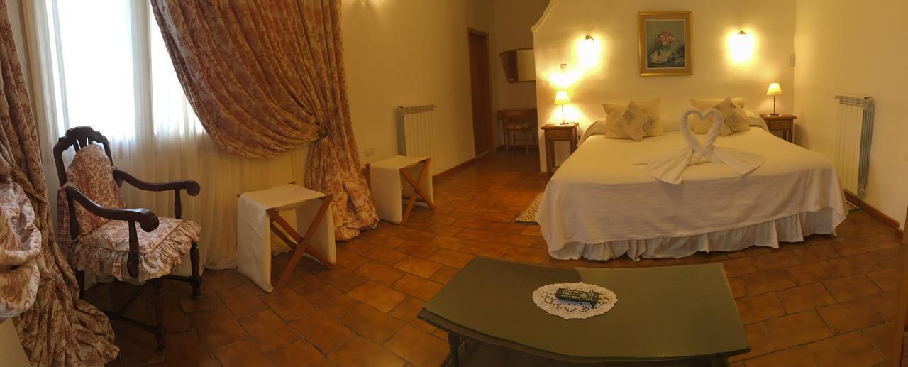 Hotel San Jorge คูนิน เดลอส อันเดส ภายนอก รูปภาพ